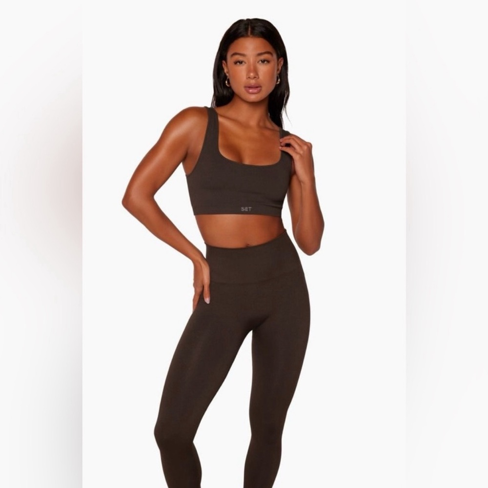 Set Active - Leggings and Sports Bra SET